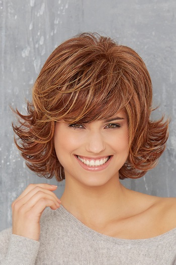 Perruque cheveux mi-longs ondules marrons fibres portrait